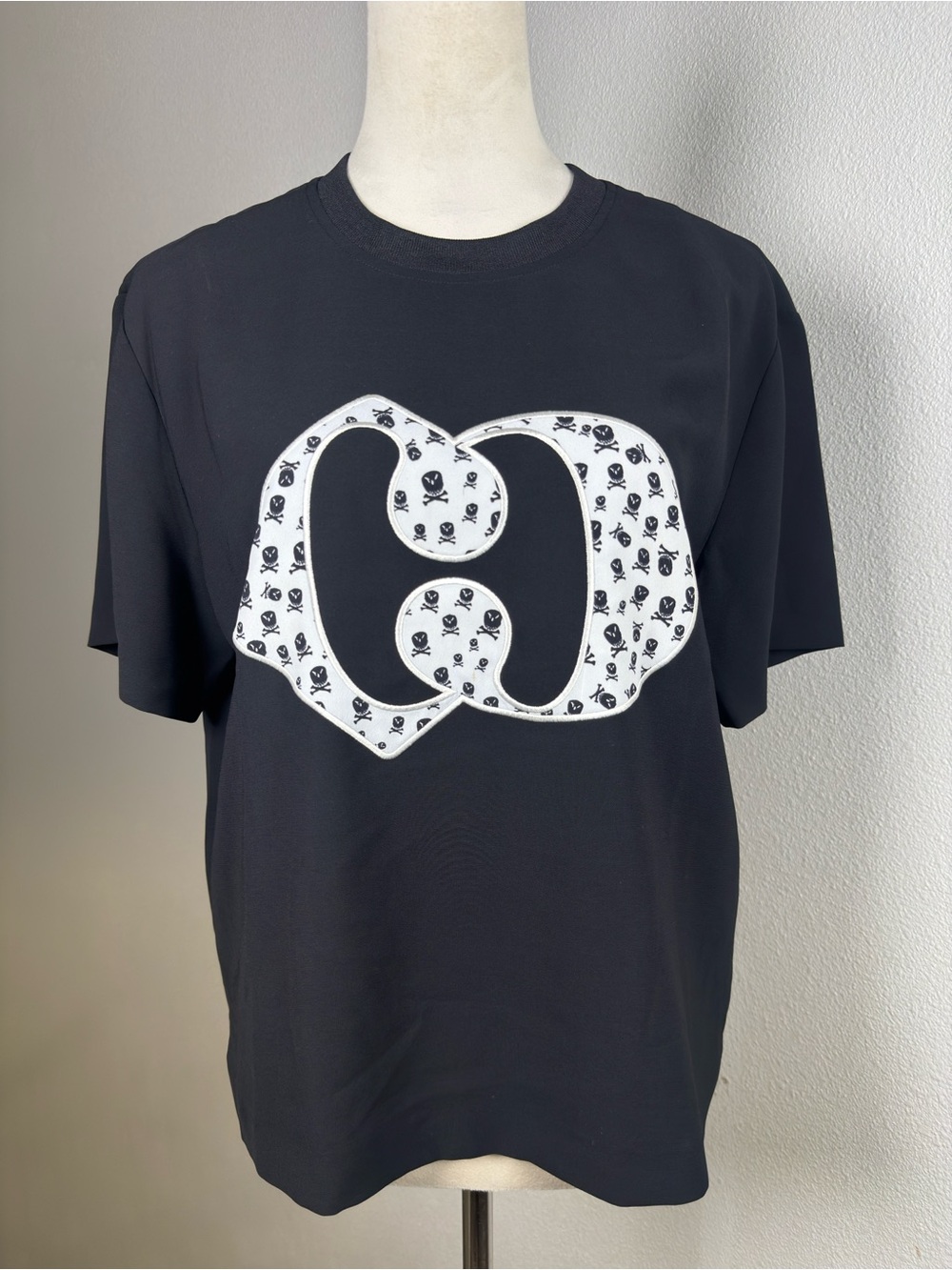 Lucky Chouette Black Tee with White Logo and Black Skull